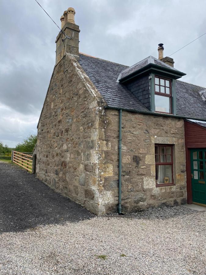 Quirky Highland Cottage With Stunning Views Fearn Lodge Екстериор снимка