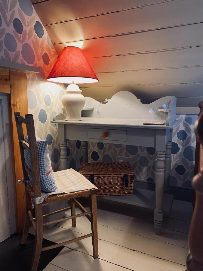 Quirky Highland Cottage With Stunning Views Fearn Lodge Екстериор снимка