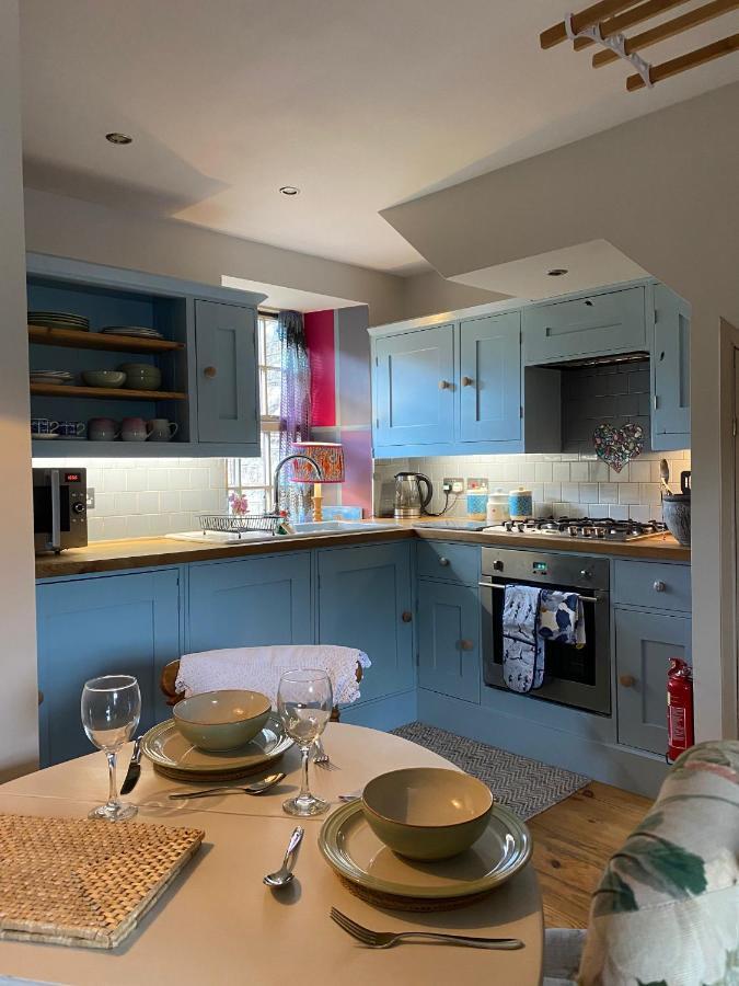 Quirky Highland Cottage With Stunning Views Fearn Lodge Екстериор снимка